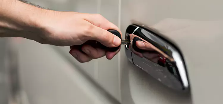 Why Choose Our Auto Locksmith Team in Janesville, WI?